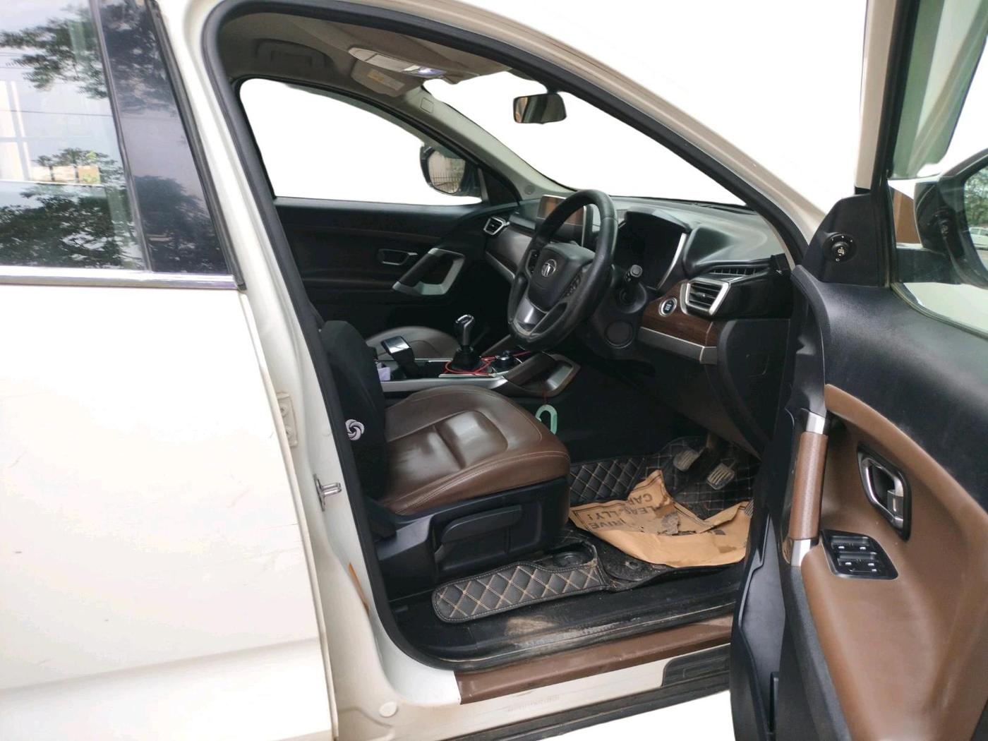 2019 Tata Harrier XZ 2.0L, Diesel, Manual, 91,364 km, interior