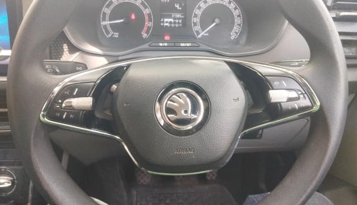 2021 Skoda KUSHAQ ACTIVE 1.0L TSI MT, Petrol, Manual, 37,385 km, interior