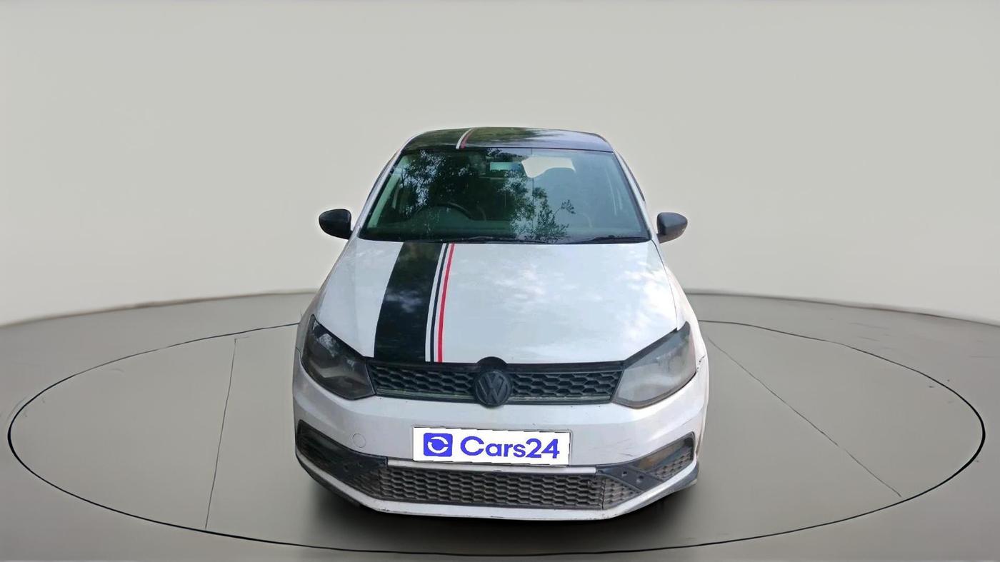2017 Volkswagen Polo COMFORTLINE 1.2L, Petrol, Manual, 1,60,926 km, exterior