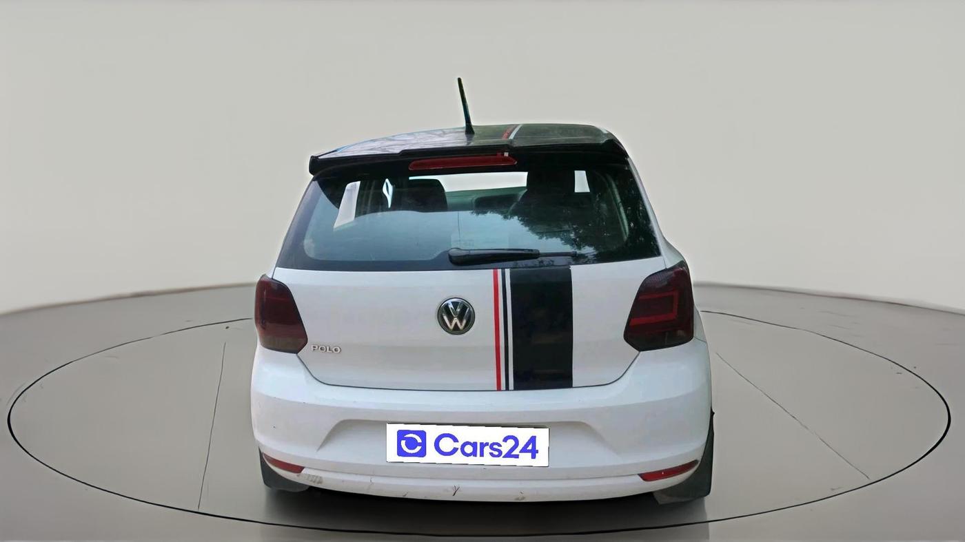 2017 Volkswagen Polo COMFORTLINE 1.2L, Petrol, Manual, 1,60,926 km, exterior