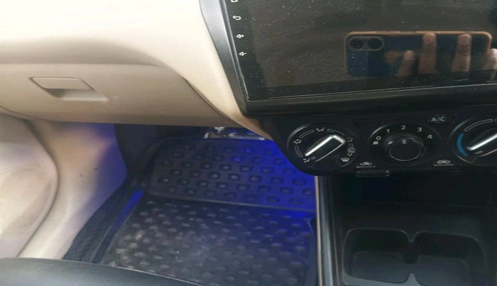 2019 Maruti Dzire VXI AMT, CNG, Automatic, 56,713 km, interior