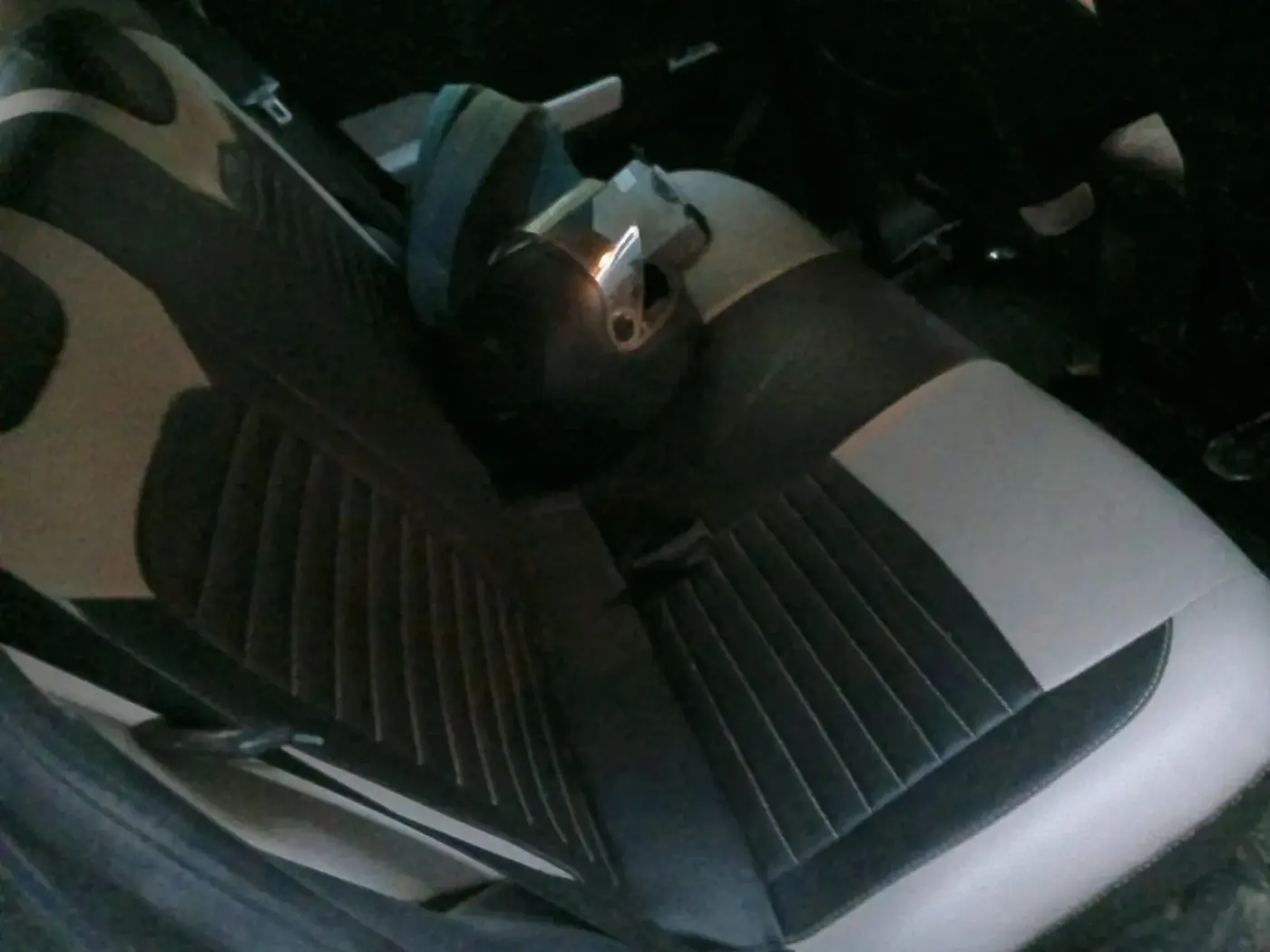 2023 Tata PUNCH PURE MT, Petrol, Manual, 29,813 km, interior