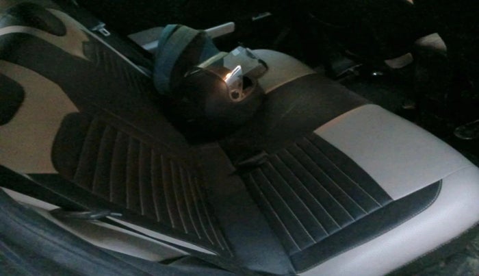 2023 Tata PUNCH PURE MT, Petrol, Manual, 29,813 km, interior