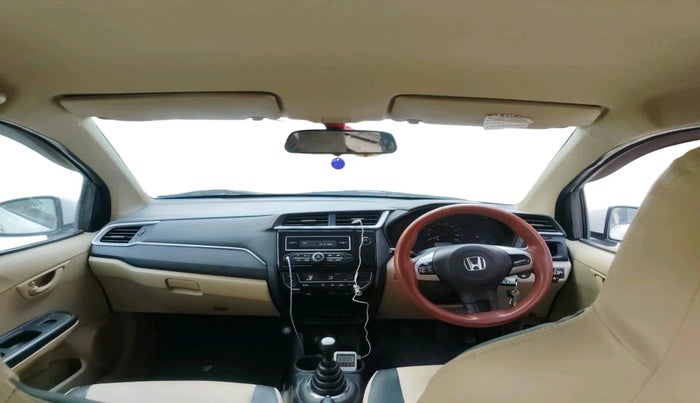 2016 Honda Amaze 1.2L I-VTEC S, CNG, Manual, 79,660 km, interior