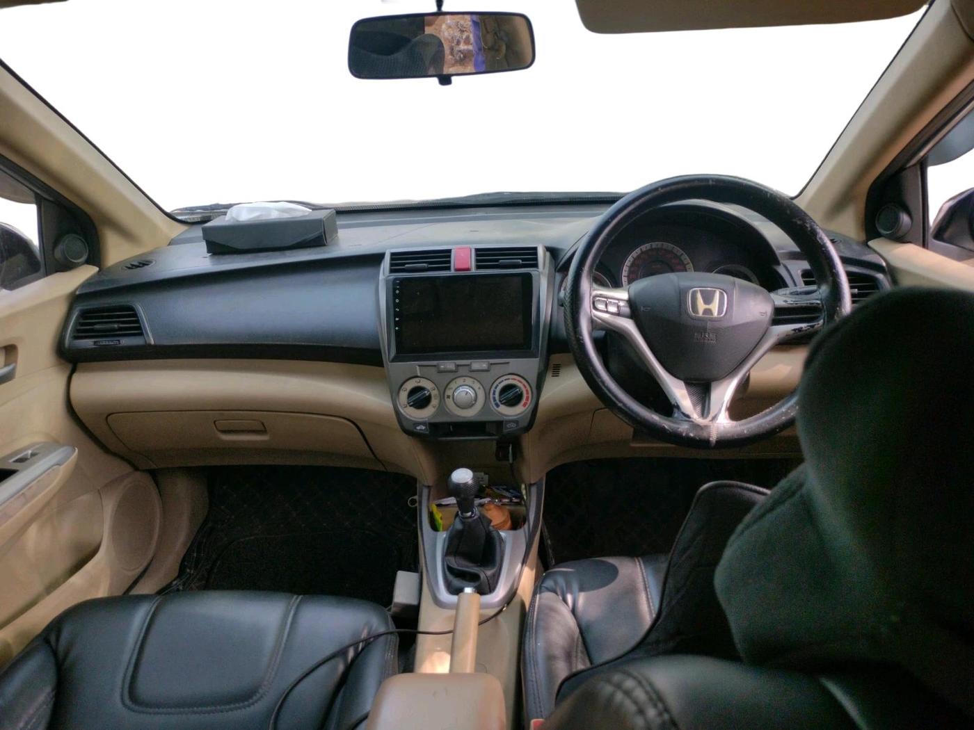 2011 Honda City 1.5L I-VTEC V MT, Petrol, Manual, 1,03,982 km, interior