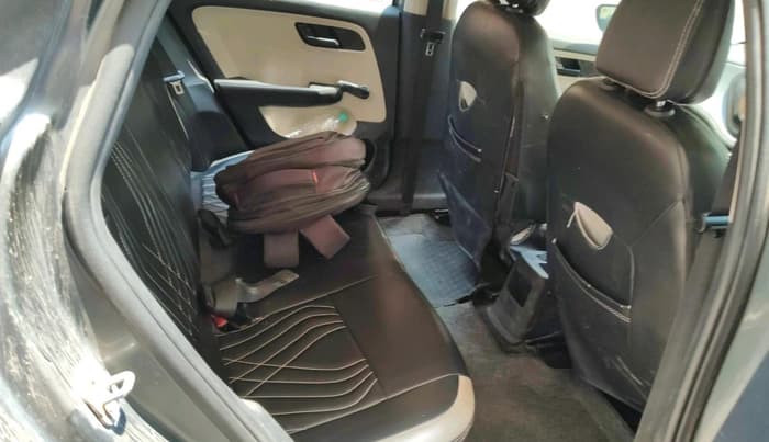 2023 Tata ALTROZ XE PETROL, Petrol, Manual, 39,351 km, interior