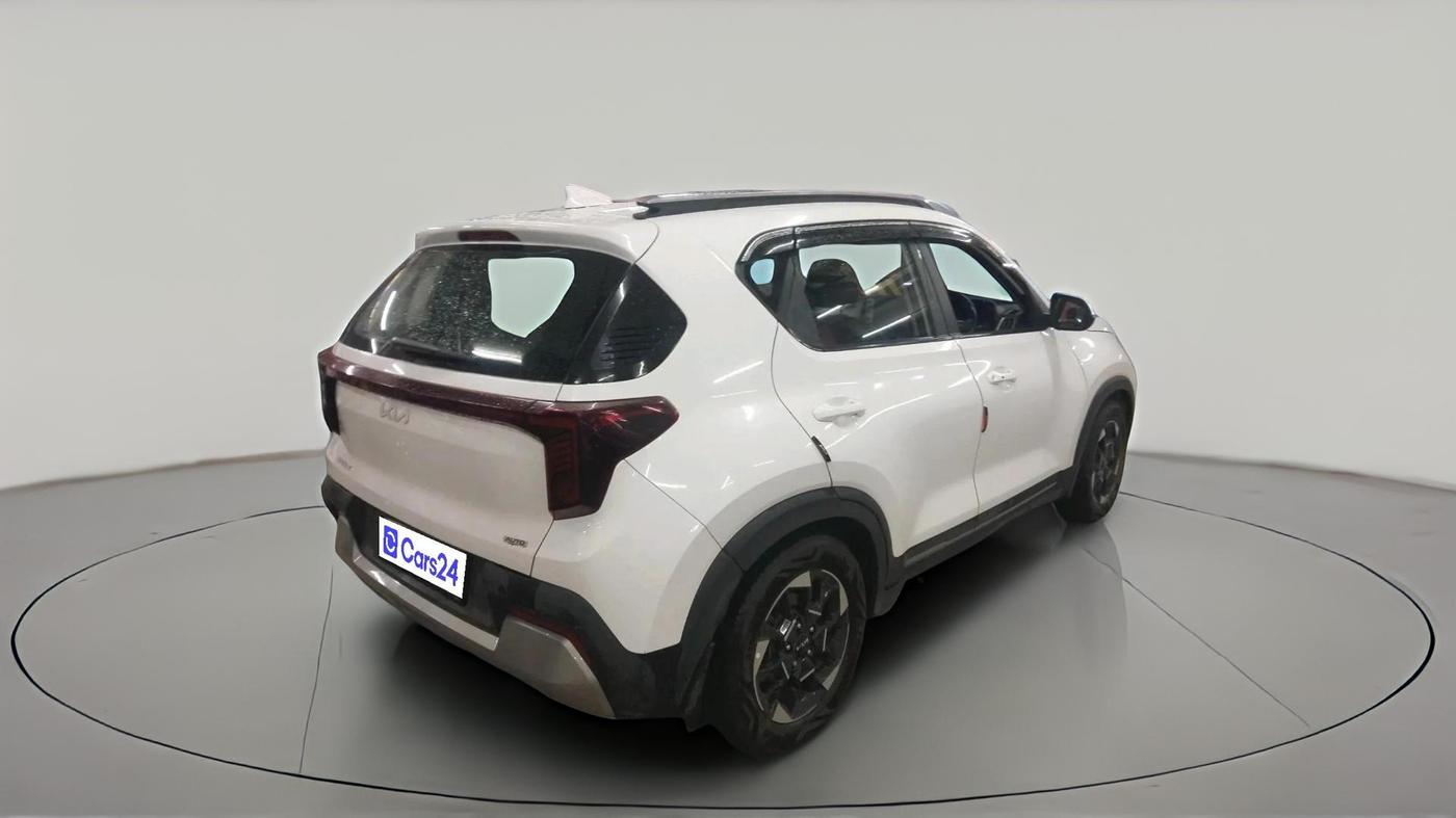 2024 KIA SONET HTX 1.5 AT, Diesel, Automatic, 51,970 km, exterior