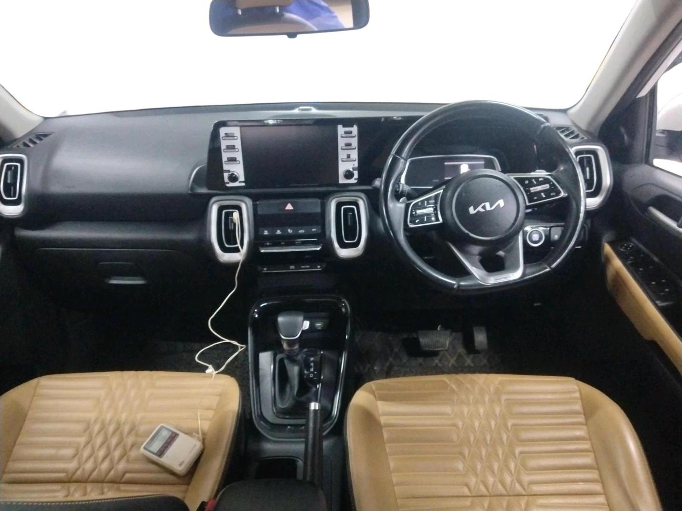 2024 KIA SONET HTX 1.5 AT, Diesel, Automatic, 51,970 km, interior