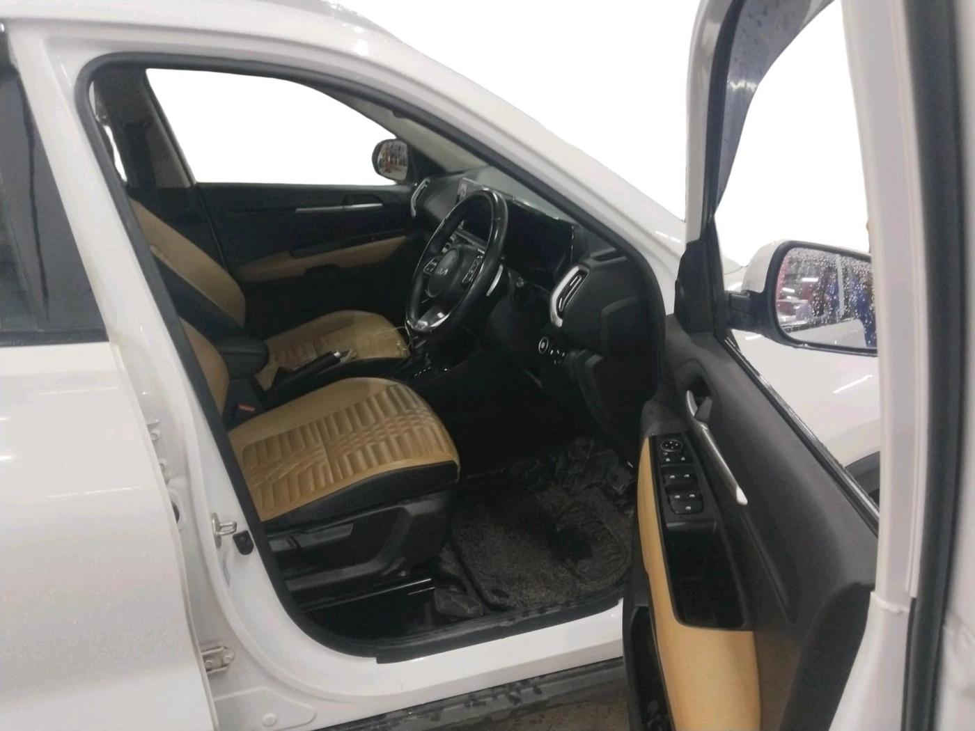 2024 KIA SONET HTX 1.5 AT, Diesel, Automatic, 51,970 km, interior