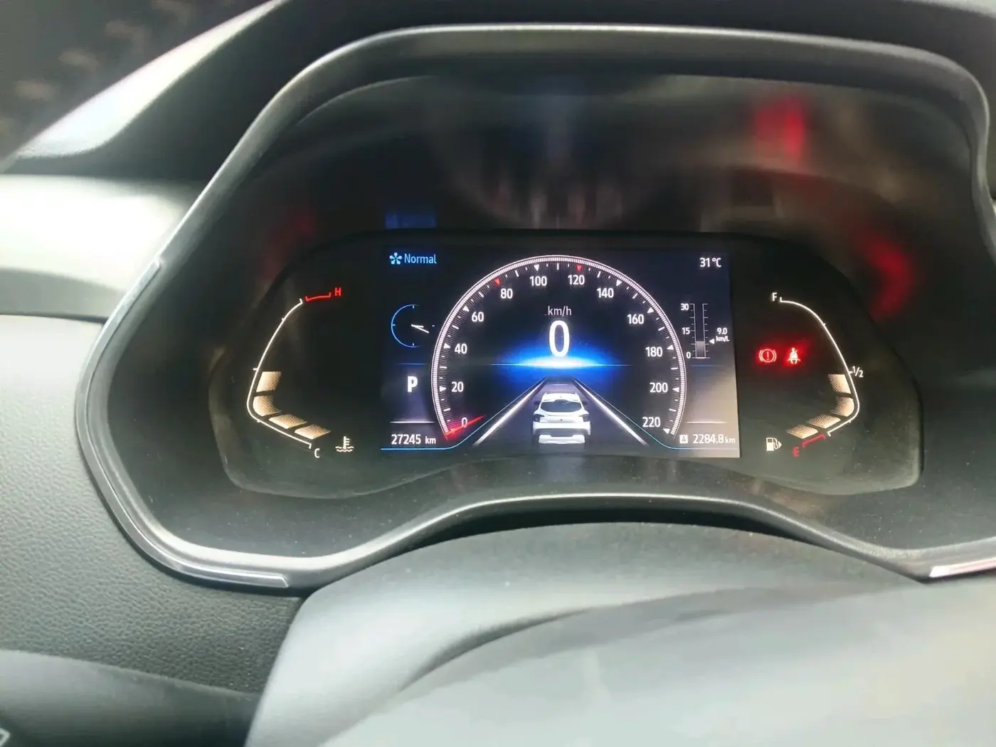 2022 Renault Kiger RXZ AMT, Petrol, Automatic, 27,245 km, interior
