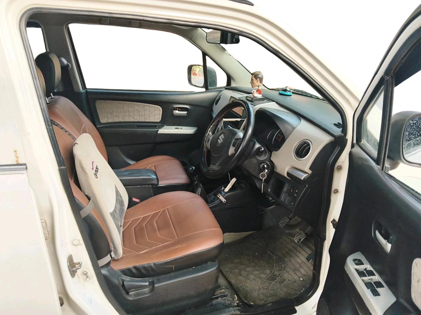 2014 Maruti Wagon R 1.0 VXI, Petrol, Manual, 80,643 km, interior