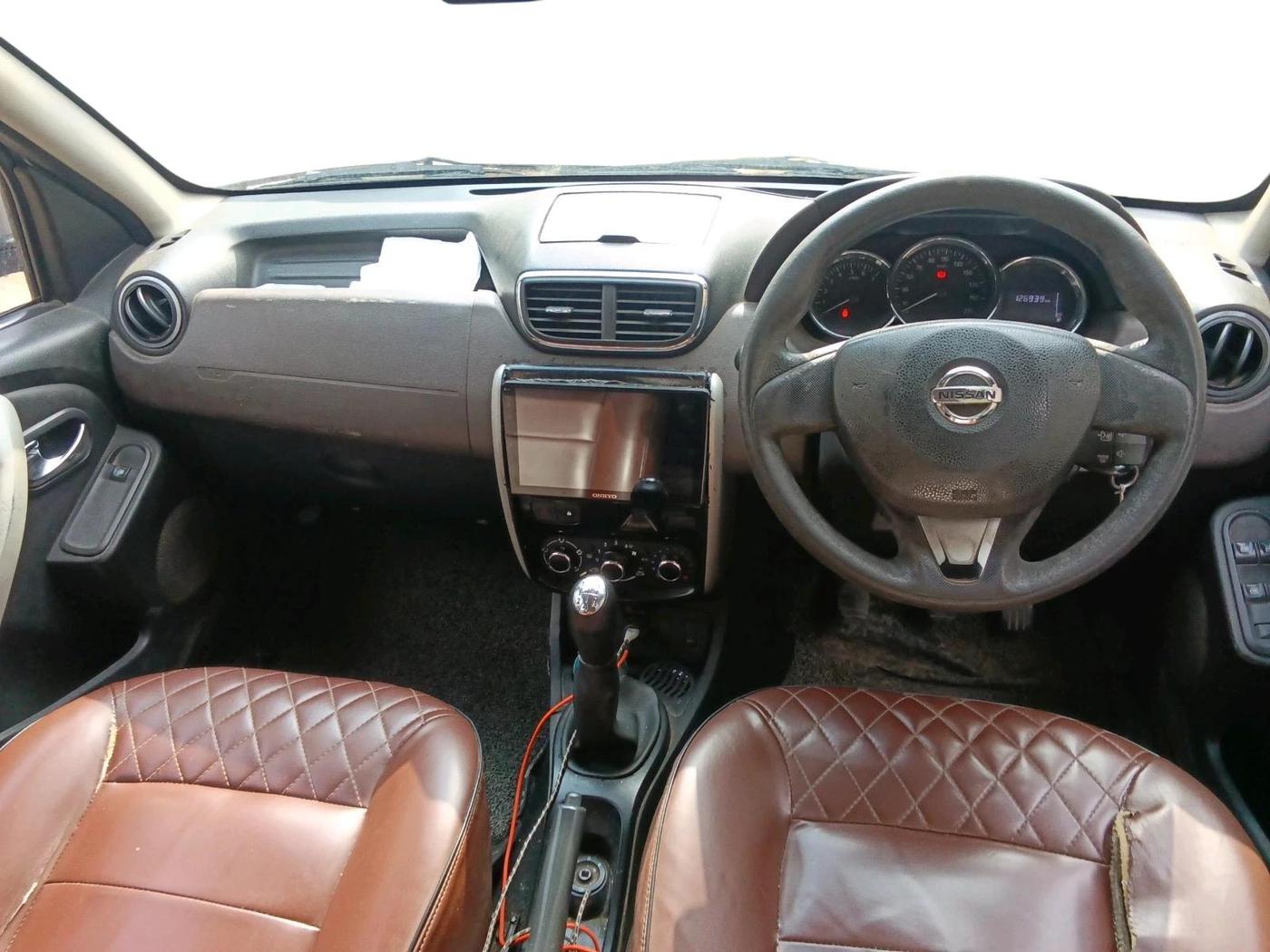 2017 Nissan Terrano XL D PLUS, Diesel, Manual, 1,26,939 km, interior