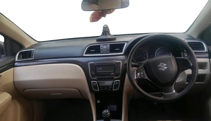2017 Maruti Ciaz DELTA DIESEL 1.3, Diesel, Manual, 94,253 km, interior