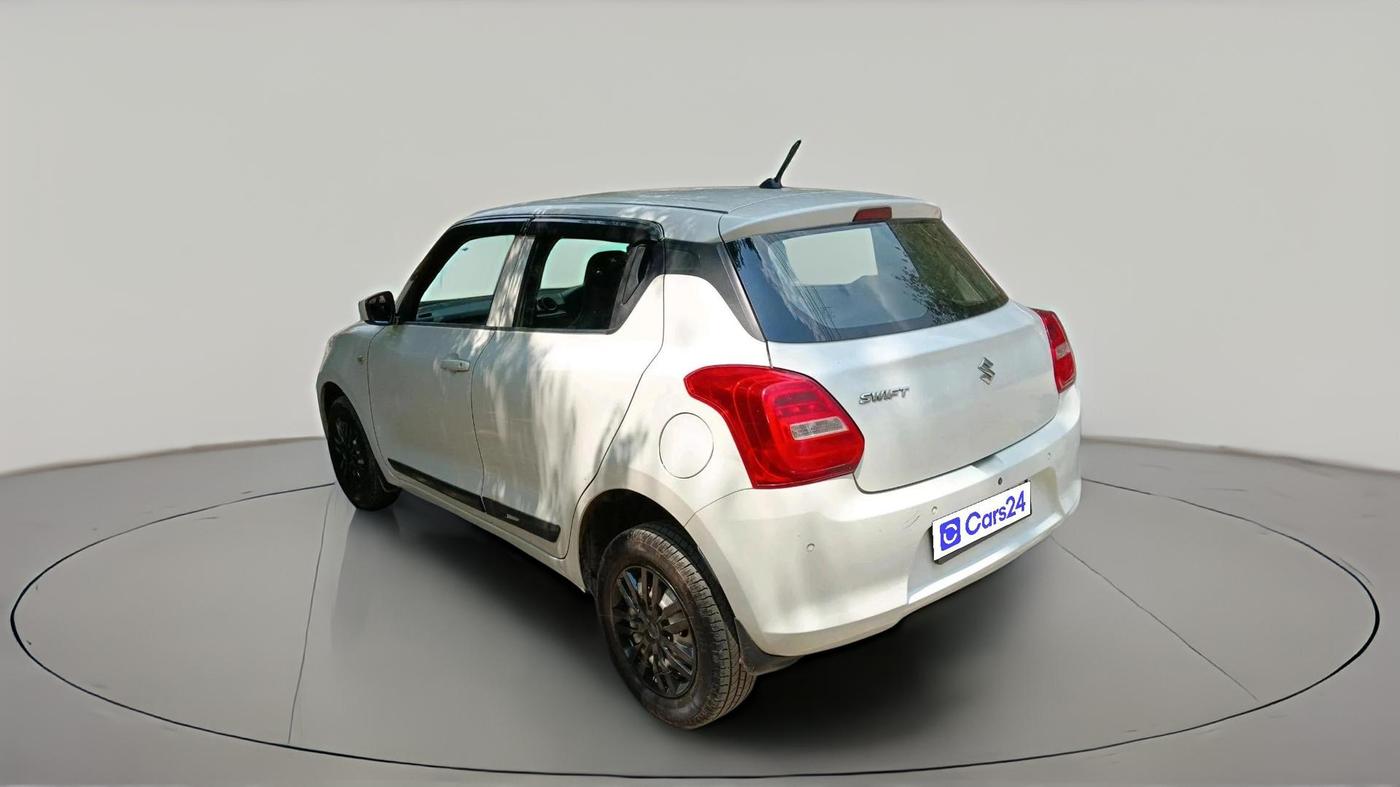 2020 Maruti Swift LXI, Petrol, Manual, 60,673 km, exterior
