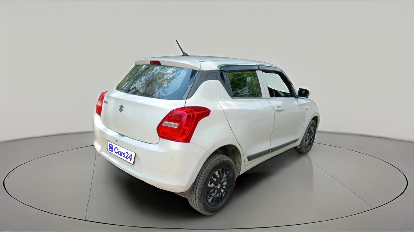 2020 Maruti Swift LXI, Petrol, Manual, 60,673 km, exterior