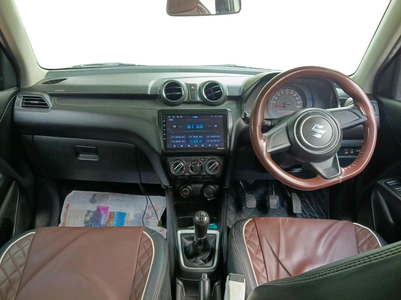 2020 Maruti Swift LXI, Petrol, Manual, 60,673 km, interior