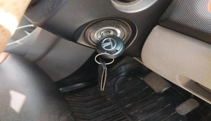 2017 Tata Tiago XZA PETROL, Petrol, Automatic, 55,473 km, interior