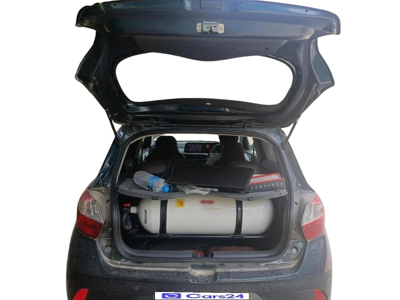 2022 Hyundai GRAND I10 NIOS SPORTZ 1.2 KAPPA VTVT CNG, CNG, Manual, 63,417 km, exterior