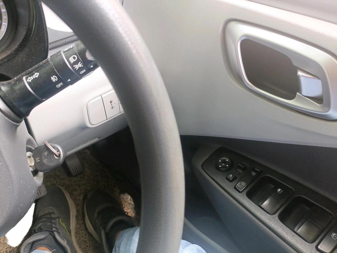 2022 Hyundai GRAND I10 NIOS SPORTZ 1.2 KAPPA VTVT CNG, CNG, Manual, 63,417 km, interior