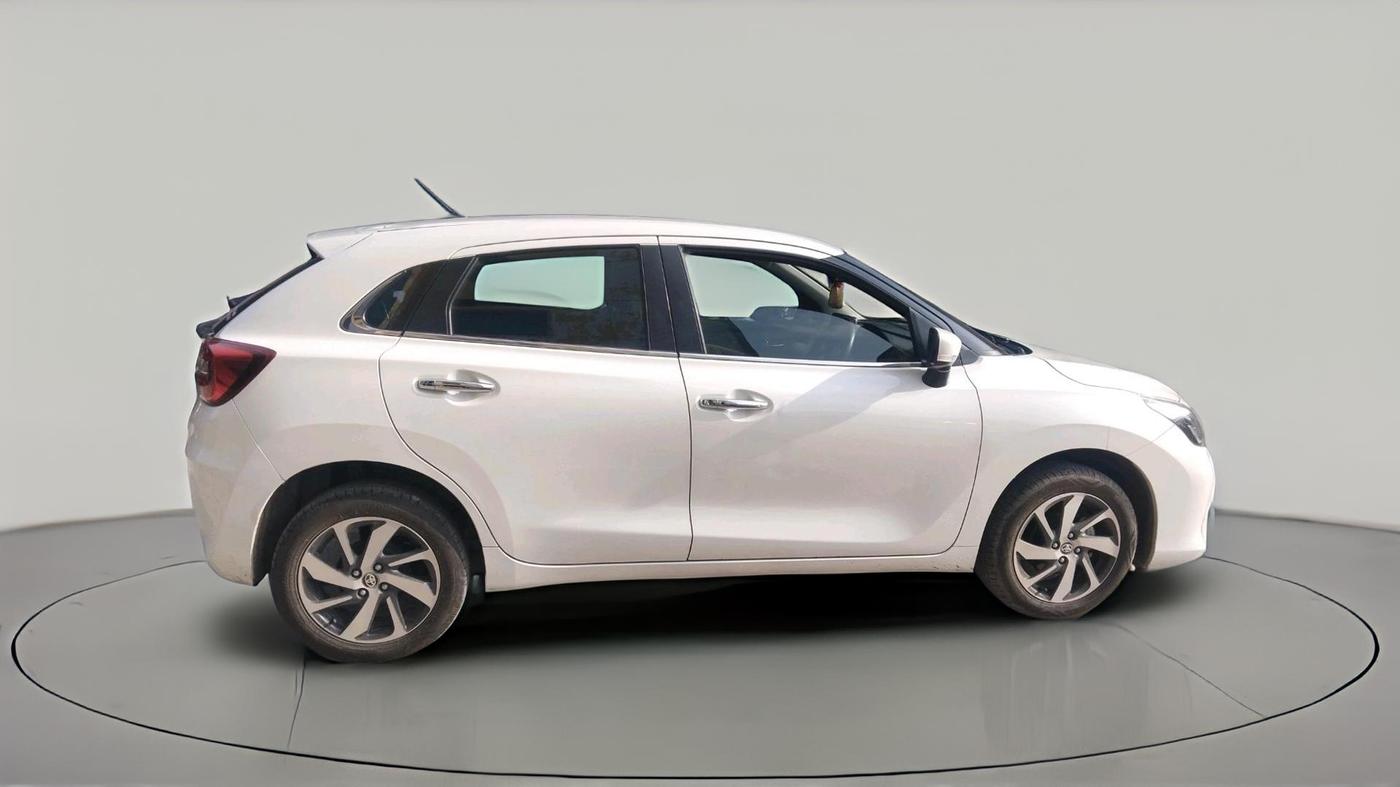 2025 Toyota Glanza V, Petrol, Manual, 9,480 km, exterior