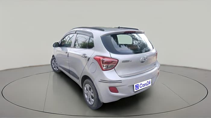 2015 Hyundai Grand i10 MAGNA 1.2 KAPPA VTVT, CNG, Manual, 1,52,336 km, exterior