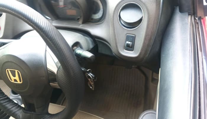 2012 Honda Brio V MT, Petrol, Manual, 92,596 km, interior