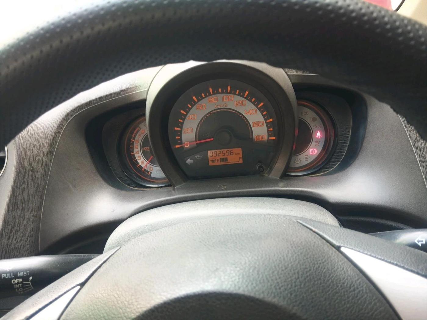 2012 Honda Brio V MT, Petrol, Manual, 92,596 km, interior