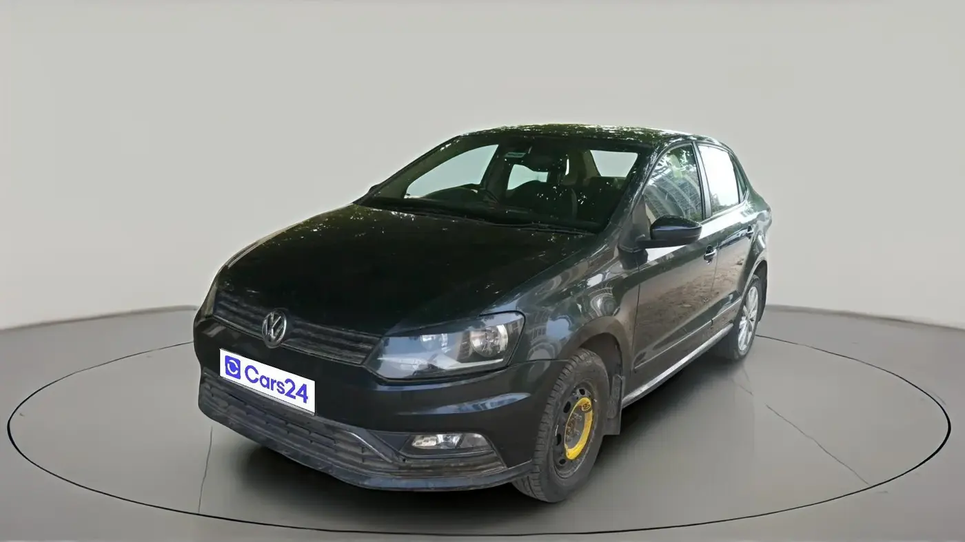 2017 Volkswagen Ameo HIGHLINE1.5L, Diesel, Manual, 1,10,000 km, exterior
