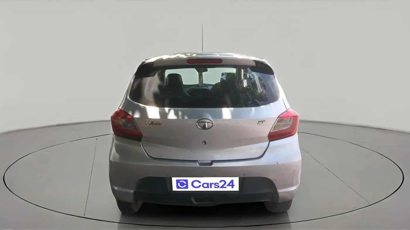 2018 Tata Tiago XT DIESEL, Diesel, Manual, 1,27,023 km, exterior