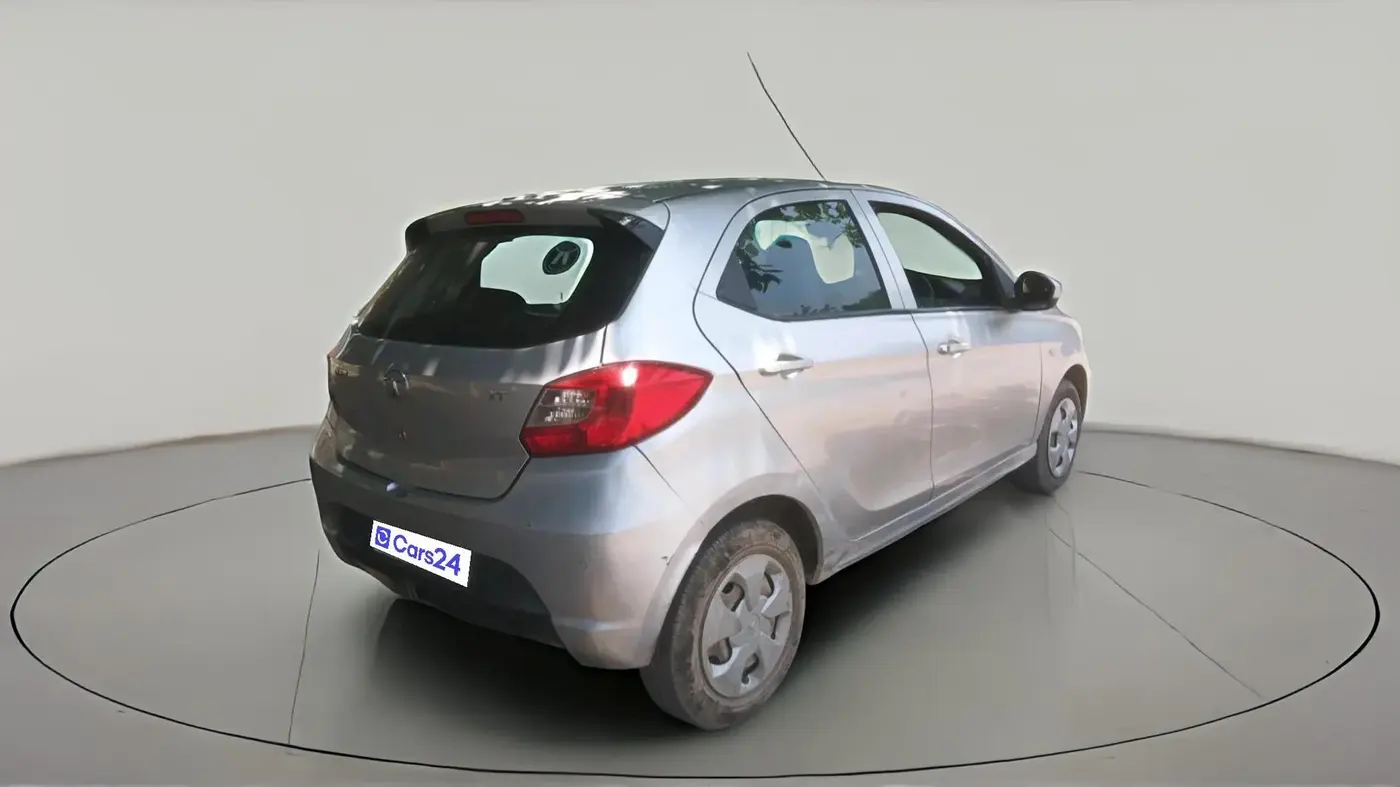 2018 Tata Tiago XT DIESEL, Diesel, Manual, 1,27,023 km, exterior
