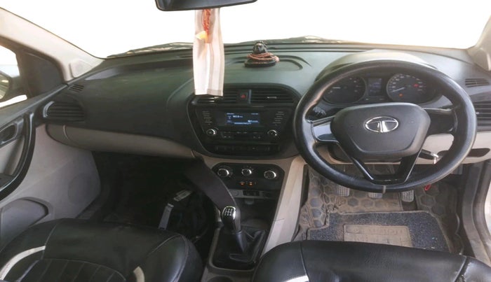 2018 Tata Tiago XT DIESEL, Diesel, Manual, 1,27,023 km, interior