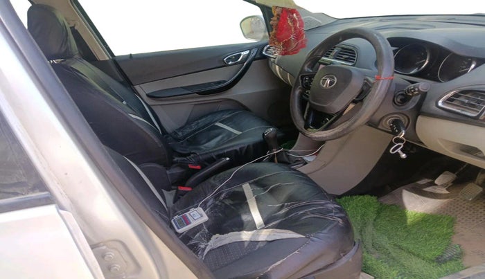 2018 Tata Tiago XZ PETROL, Petrol, Manual, 51,895 km, interior