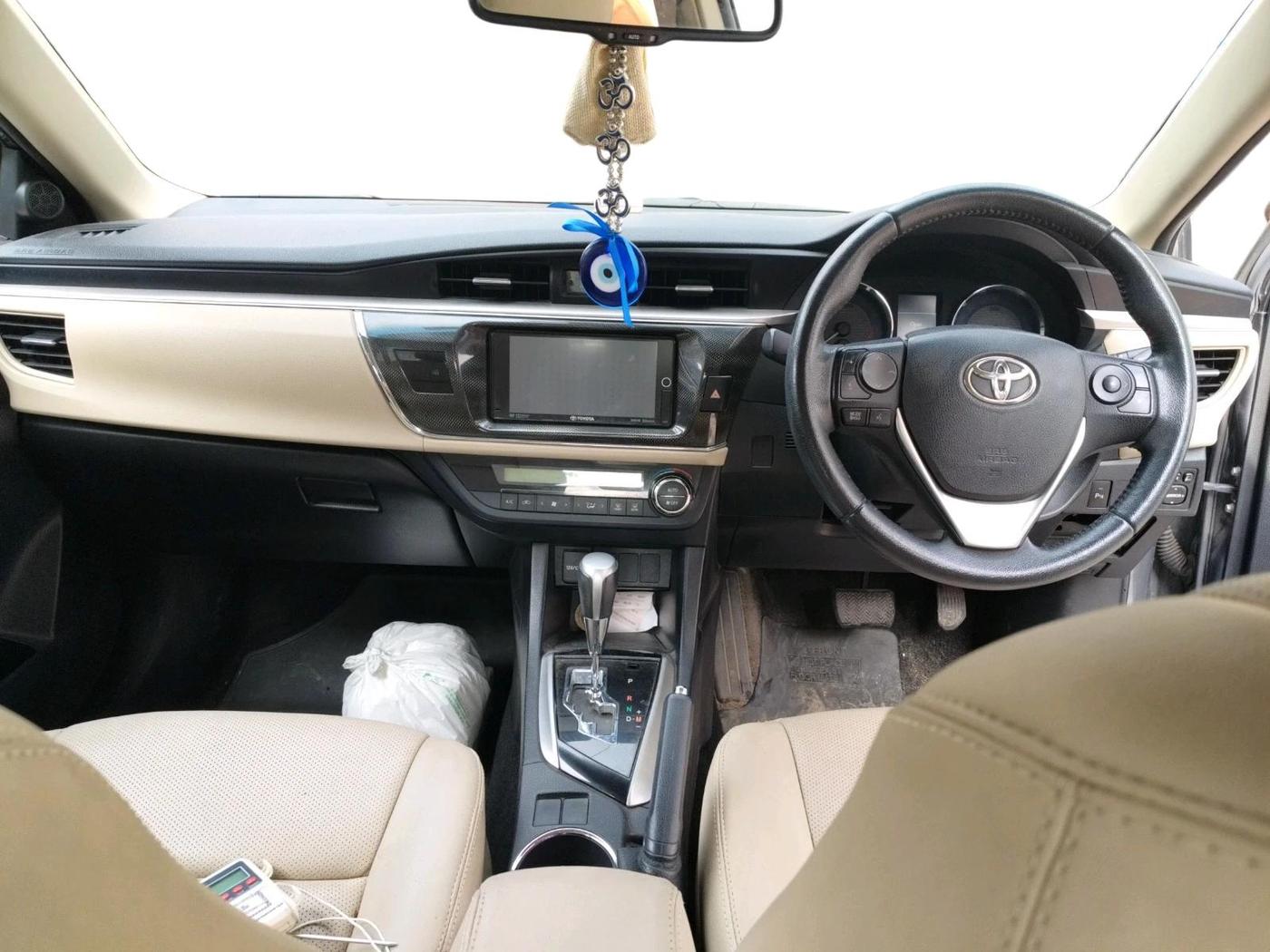 2016 Toyota Corolla Altis G CVT PETROL, Petrol, Automatic, 40,560 km, interior