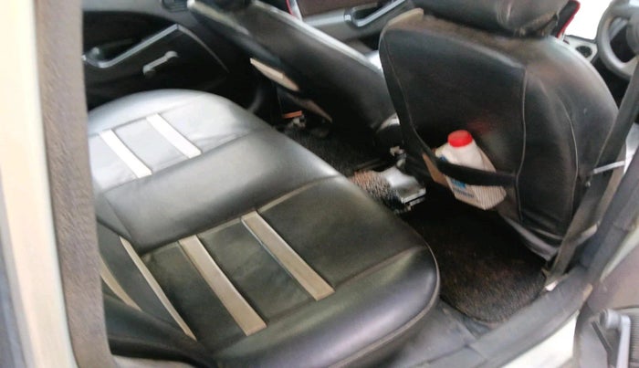 2011 Ford Figo EXI 1.2 PETROL, Petrol, Manual, 32,800 km, interior