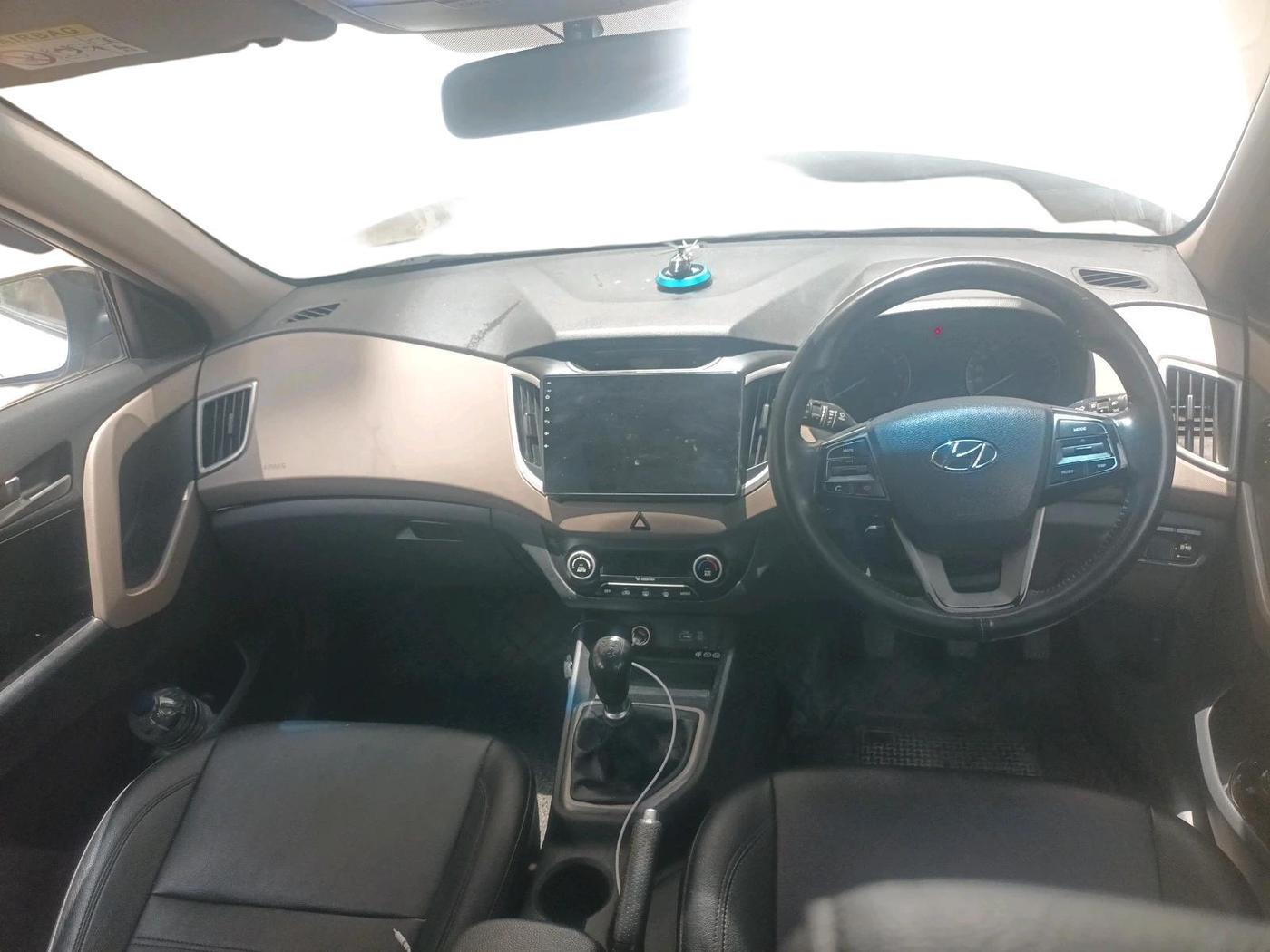 2015 Hyundai Creta SX PLUS 1.6 PETROL, Petrol, Manual, 81,259 km, interior