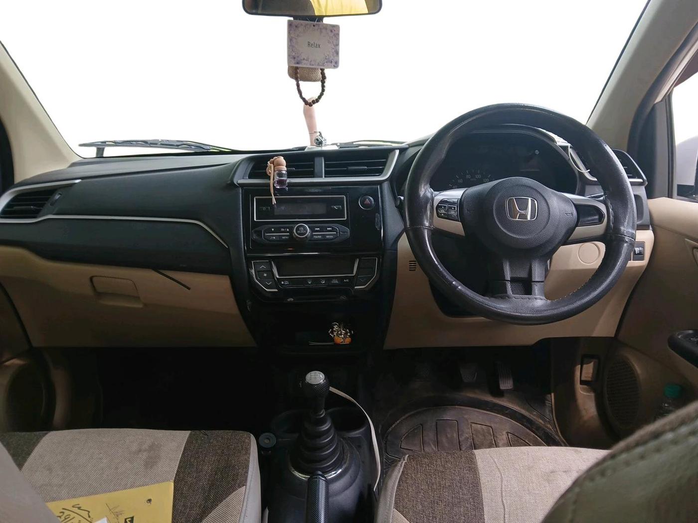 2017 Honda Amaze 1.2L I-VTEC S, Petrol, Manual, 66,240 km, interior