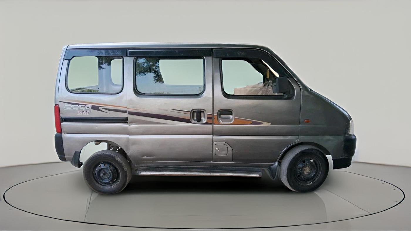 2017 Maruti Eeco 7 STR, CNG, Manual, 98,403 km, exterior