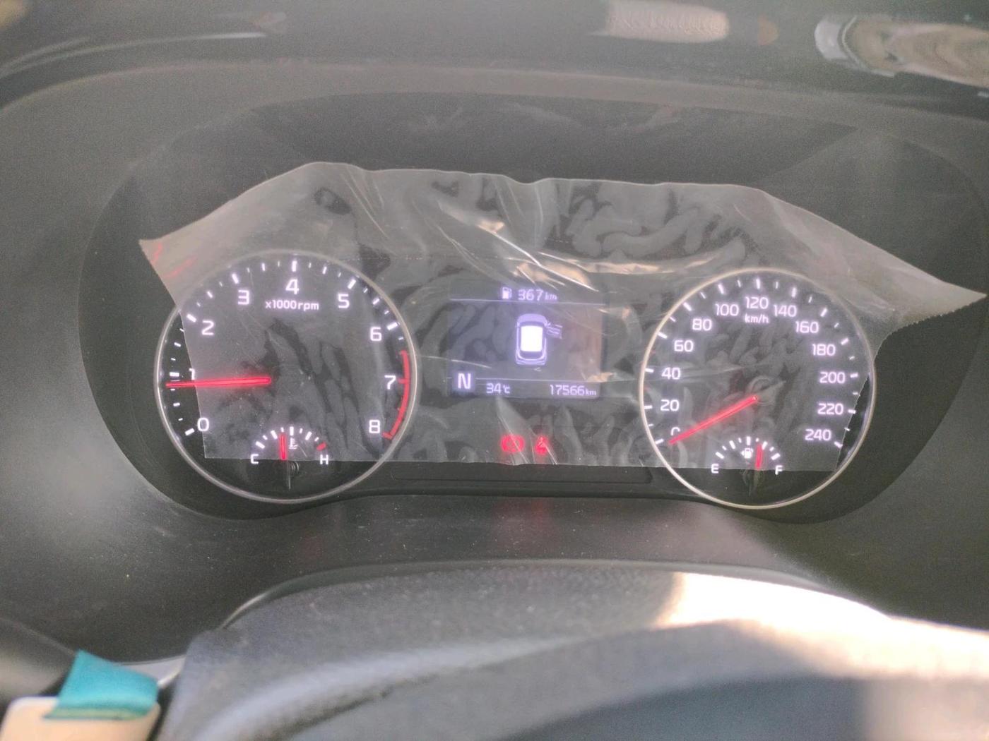 2022 KIA SELTOS HTK PLUS 1.5 IMT, Petrol, Manual, 17,566 km, interior