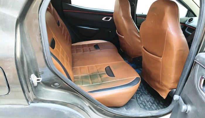 2018 Renault Kwid RXT 1.0 AMT (O), Petrol, Automatic, 43,389 km, interior