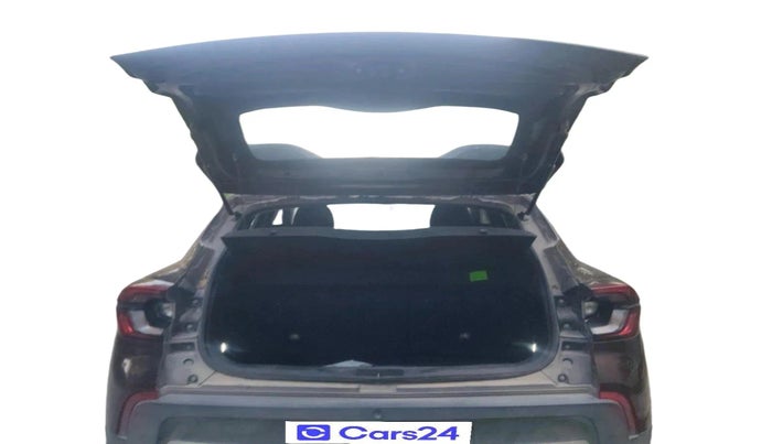 2022 Renault Kiger RXZ AMT, Petrol, Automatic, 39,825 km, exterior