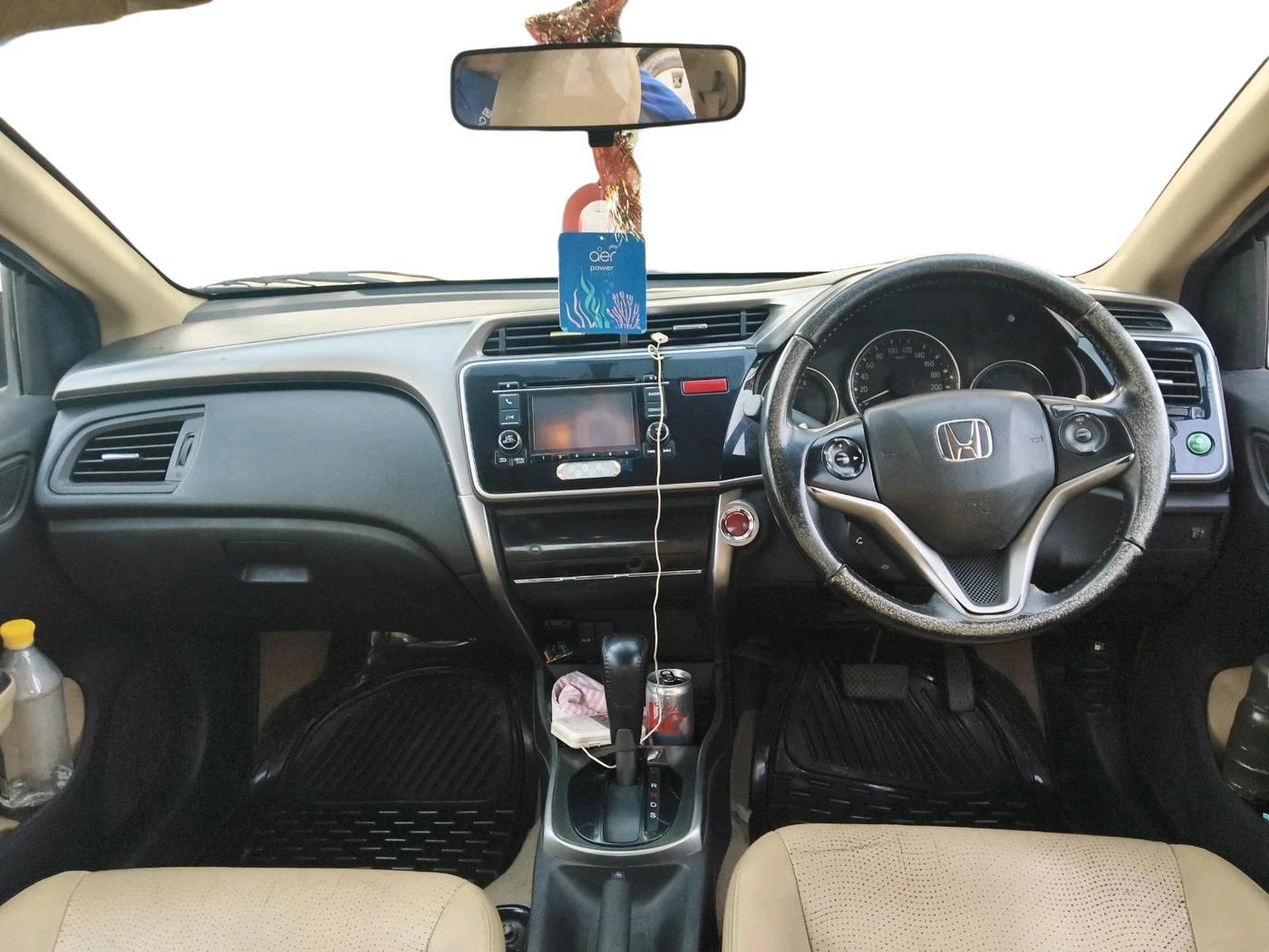 2015 Honda City 1.5L I-VTEC VX CVT, CNG, Automatic, 1,13,790 km, interior