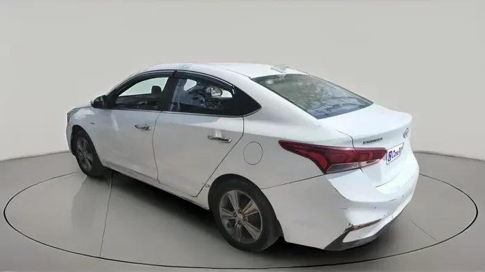 2019 Hyundai Verna 1.6 CRDI SX + AT, Diesel, Automatic, 1,32,114 km, exterior