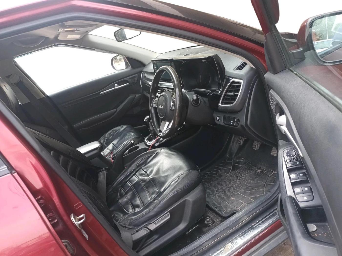 2021 KIA SELTOS HTK PLUS 1.5 DIESEL, Diesel, Manual, 1,08,539 km, interior
