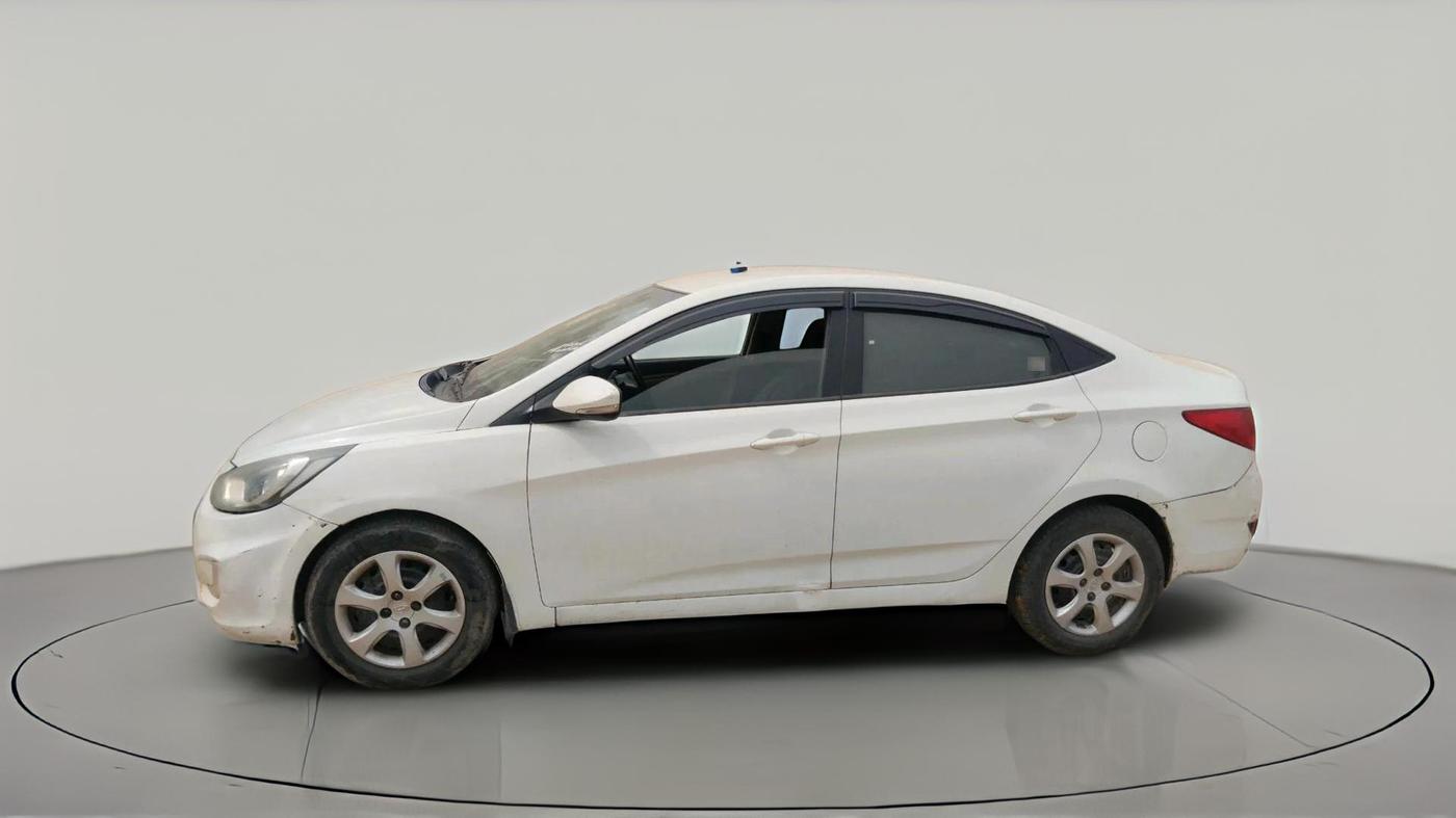 2012 Hyundai Verna FLUIDIC 1.6 VTVT EX, CNG, Manual, 1,48,084 km, exterior