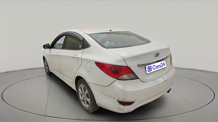 2012 Hyundai Verna FLUIDIC 1.6 VTVT EX, CNG, Manual, 1,48,084 km, exterior