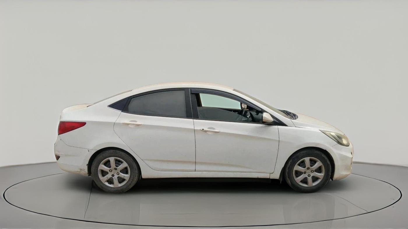 2012 Hyundai Verna FLUIDIC 1.6 VTVT EX, CNG, Manual, 1,48,084 km, exterior