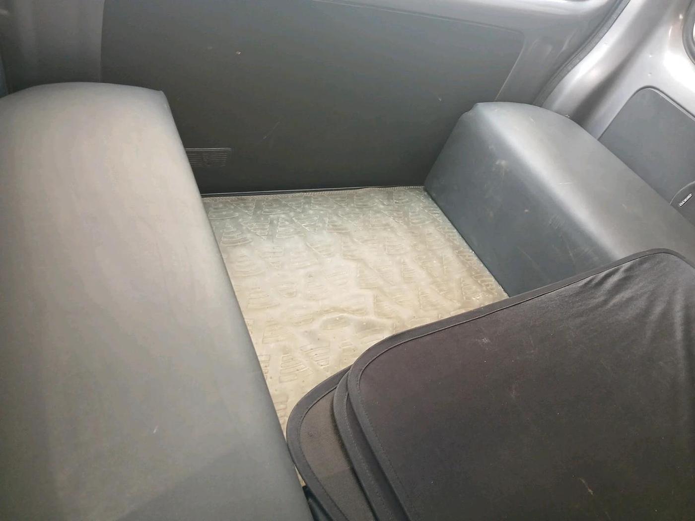 2024 Maruti Eeco 5 STR AC CNG, CNG, Manual, 41,319 km, interior