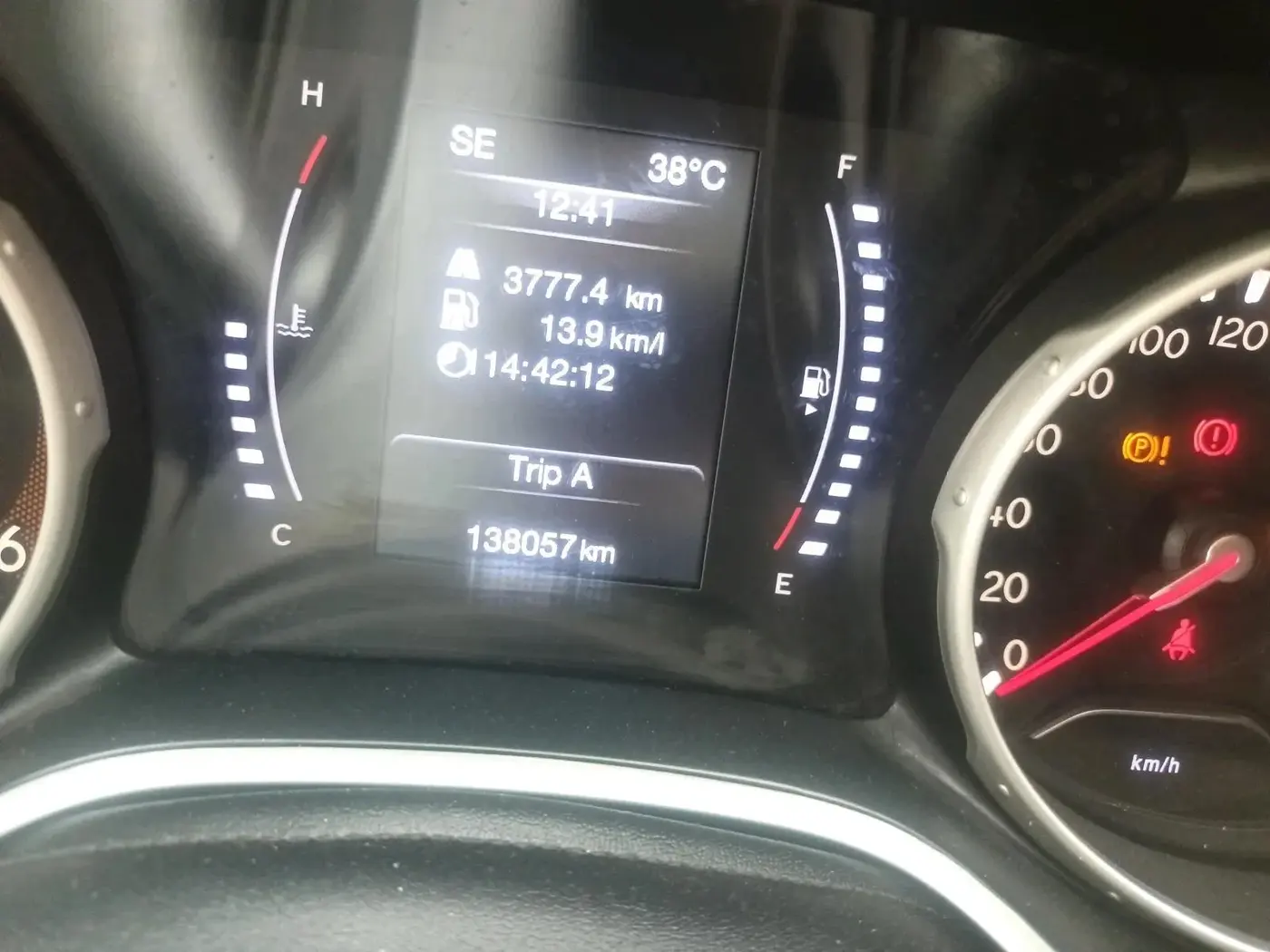 2018 Jeep Compass LIMITED 2.0 DIESEL, Diesel, Manual, 1,38,057 km, interior