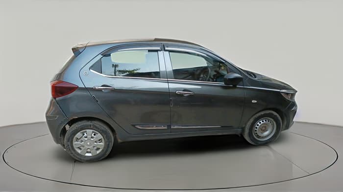 2023 Tata Tiago XE PETROL, Petrol, Manual, 38,564 km, exterior