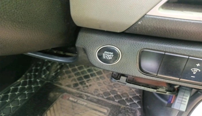 2019 KIA SELTOS HTK PLUS 1.5 DIESEL, Diesel, Manual, 1,44,346 km, interior